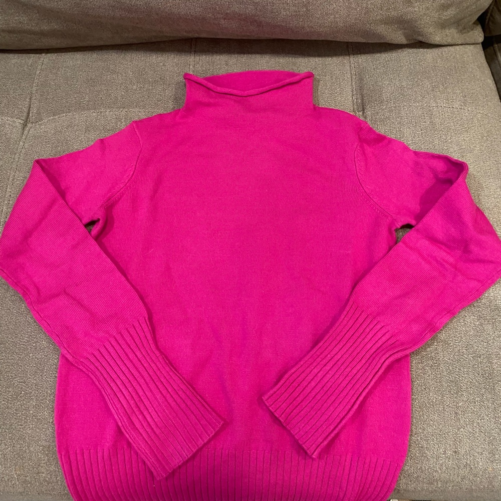 Long sleeve mock neck top